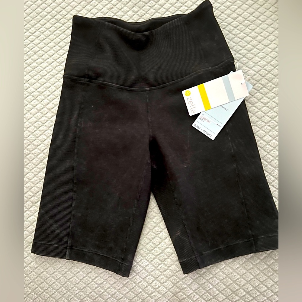 Zella Yoga short in black size XS
